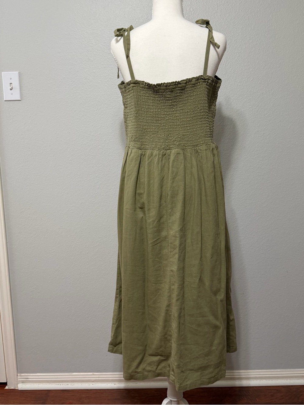 Gap Olive Green Smocked Midi Dress Tie Straps Large XL Sundress Comfy Casual F - Picture 7 of 15